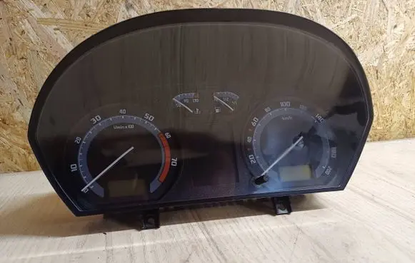 Skoda Fabia Mk1 (6Y) Speedometer (instrument cluster) 6Y0920881M 110080253