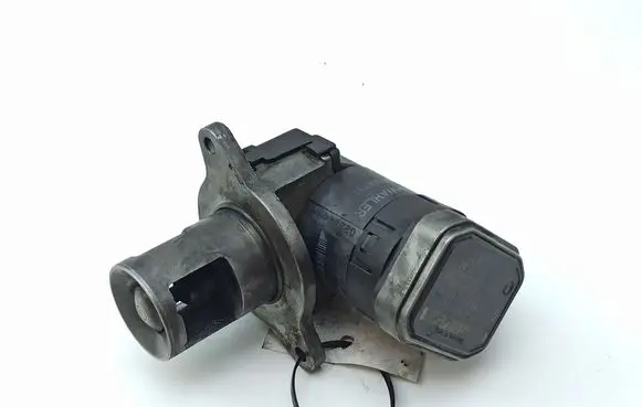 Mercedes-Benz C W203 EGR valve A64614060 00005320C2