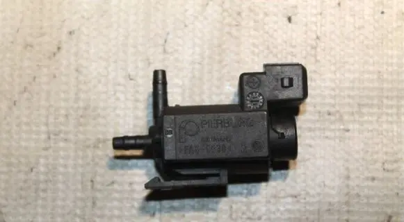 Volvo XC90 Turbo solenoid valve 30611668