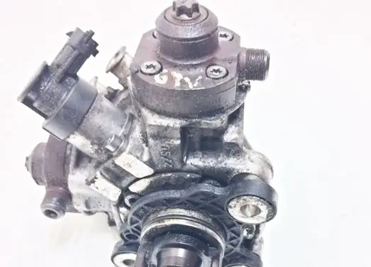 Volvo XC60 Fuel injection high pressure pump 31272896