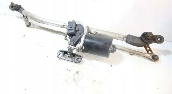 Opel Astra G Front wiper linkage and motor 404.387