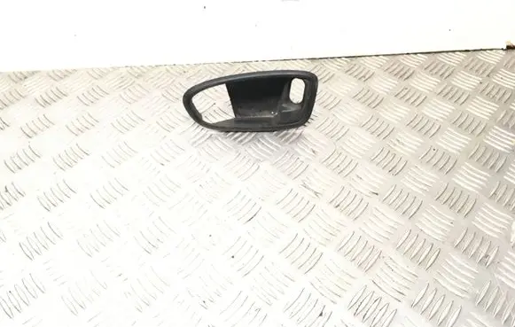 Ford Mondeo MK IV Front door interior handle trim 6M21U226A37 VP6M2XU226A37