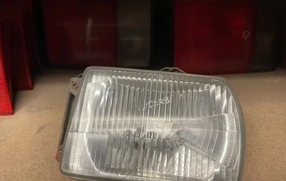 Volkswagen Polo II 86C 2F Headlight/headlamp 873941105A 1AE12563501