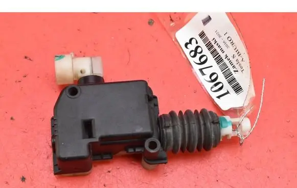 Tesla Model S Engine bonnet/hood lock/catch 920343