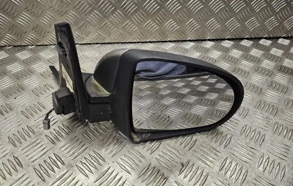 Mitsubishi Colt Manual wing mirror 232636030