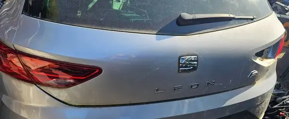 Seat Leon (5F) Truck tailgate 