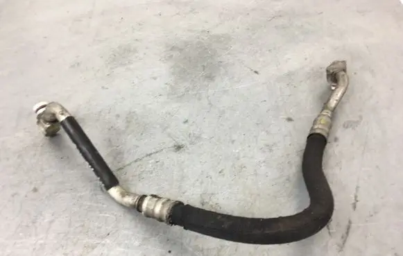 Audi A5 8T 8F Air conditioning (A/C) pipe/hose 8K0260701N