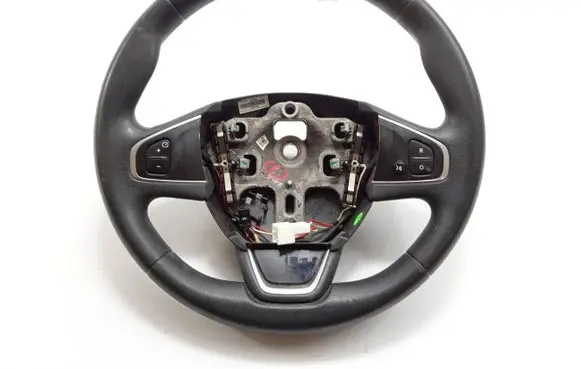 Renault Clio IV Steering wheel sadf