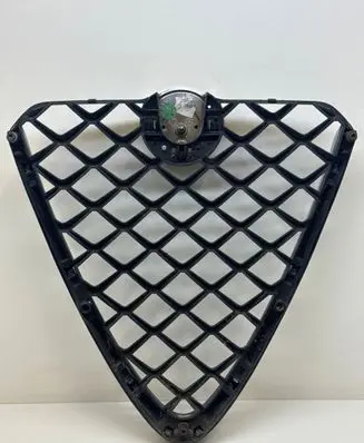 Alfa Romeo Giulia Front grill 156118668 13051935