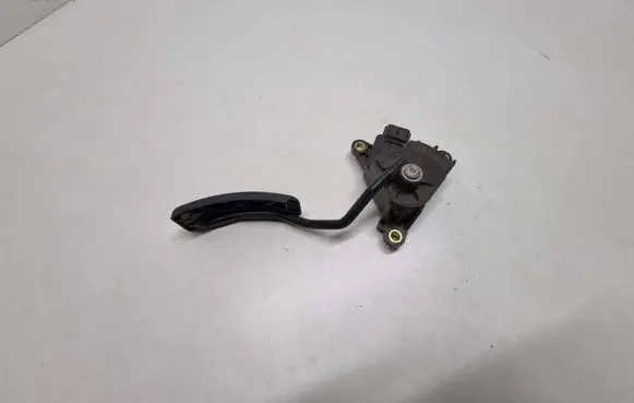 Renault Megane II Accelerator throttle pedal 8200153270 0885C