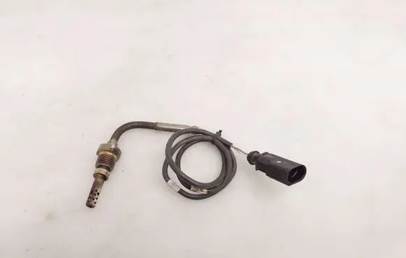 Audi A8 S8 D4 4H Exhaust gas temperature sensor 057906088D