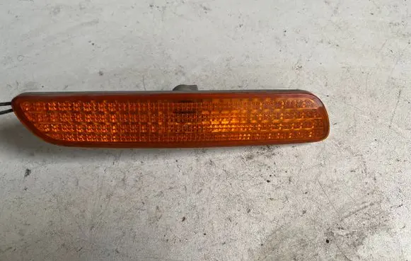 Volvo S40, V40 Rear Tail Bumper Turn Signal RL30621941 34400114 30621941