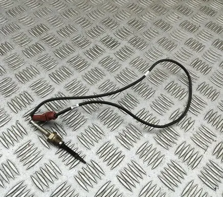 Volkswagen Crafter Oil temperature sensor 04L906088KQ