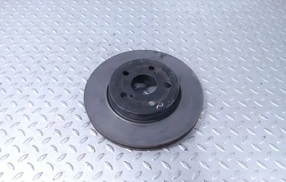 Toyota Yaris XP210 Front brake disc 43512K0030