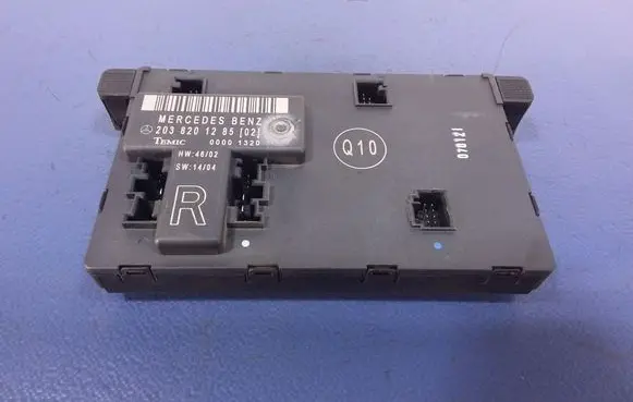 Mercedes-Benz C W204 Comfort/convenience module A2038201285