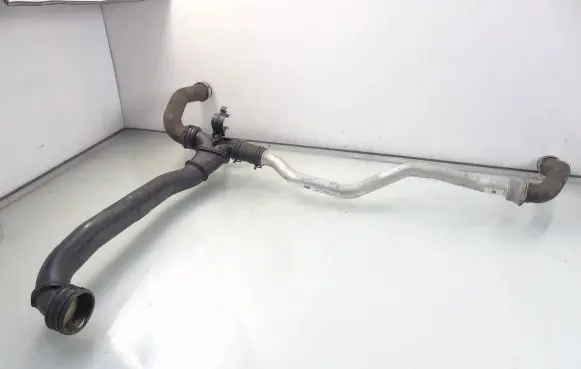 Porsche Boxster 987 Engine coolant pipe/hose 99710672001