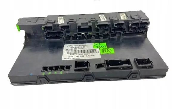 Mercedes-Benz C W203 SAM control unit A2035451801
