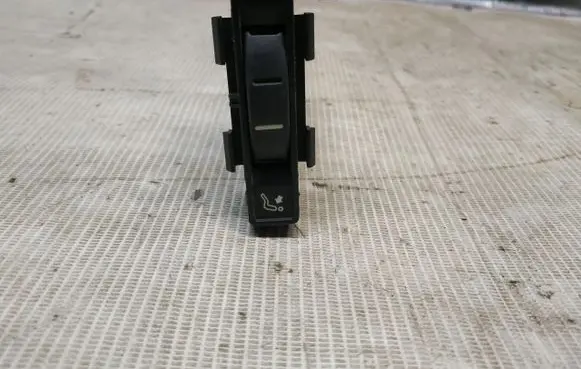 Volkswagen Touareg III Interior fan control switch 7L6819766