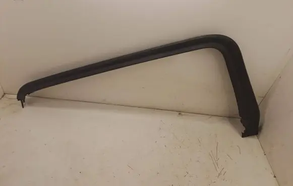 Other rear door trim element