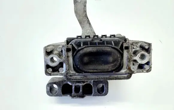 Volkswagen Golf VII Engine mount bracket 5Q0199262BJ