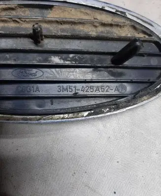 Ford Focus C-MAX Manufacturer badge logo/emblem 3M51425A52AA