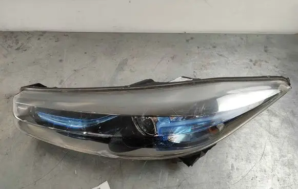 Renault Zoe Headlight/headlamp 260605036R