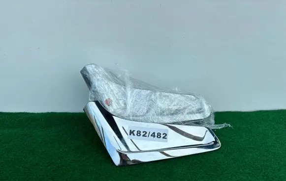 BMW 7 G11 G12 Front arch trim 51137347378