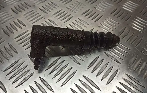 Mazda CX-7 Clutch slave cylinder 