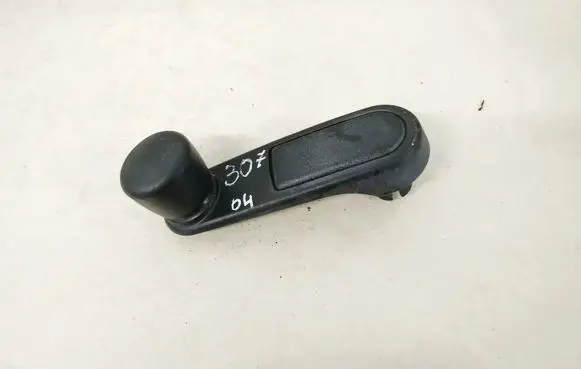 Peugeot 307 Front door window winding handle 