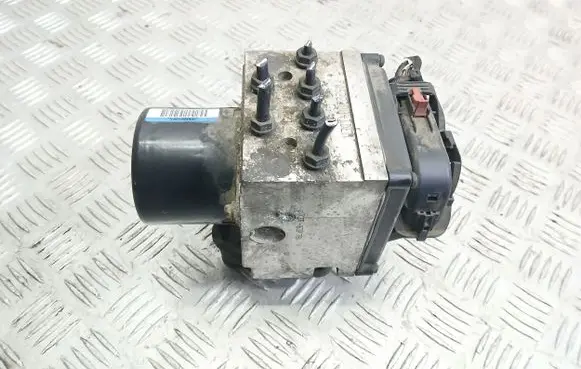 Volkswagen PASSAT B6 ABS Pump 3C0614095P