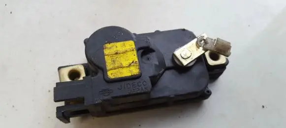 Nissan Terrano Central locking motor 90550541g00