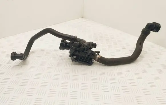 Peugeot 5008 II Thermostat/thermostat housing 9812113780