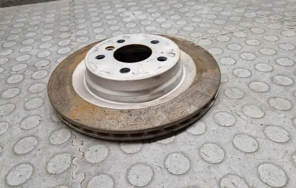 BMW 2 Active Tourer U06 Rear brake disc 6891086