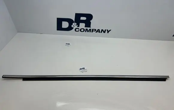 Toyota Yaris XP210 Front door glass trim molding PK21105