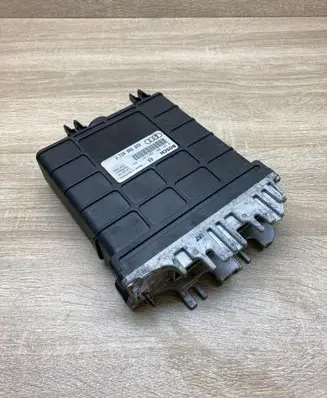 Audi A4 S4 B5 8D Engine control unit/module ECU 028906021F 0281001366