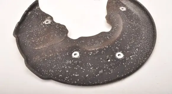 Volvo XC90 Front brake disc dust cover plate 31445101