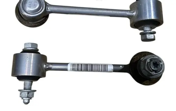 BMW XM Rear anti-roll bar/stabilizer link 8469486 33558469486