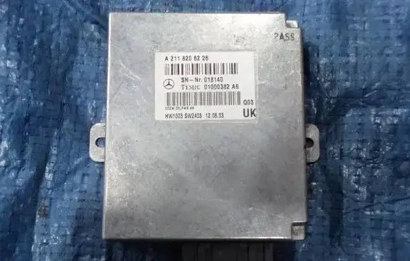 Mercedes-Benz S W220 Voice control module A2118206226