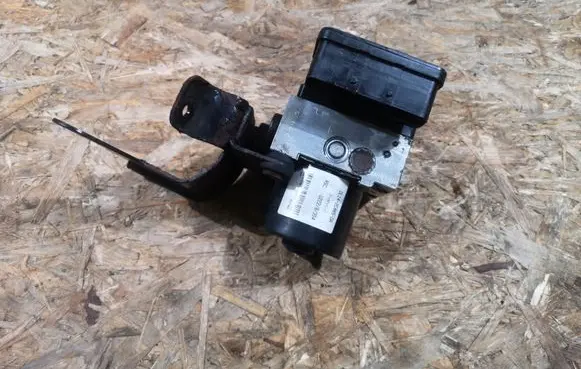 Lincoln Navigator ABS Pump DL142C219AA