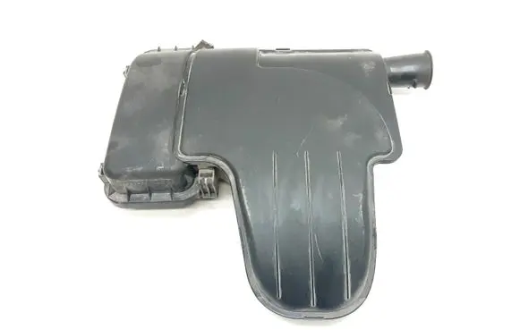 Peugeot 107 Air filter box 177050Q010