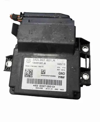 Volkswagen Tiguan Hand brake control module 3AA907801H