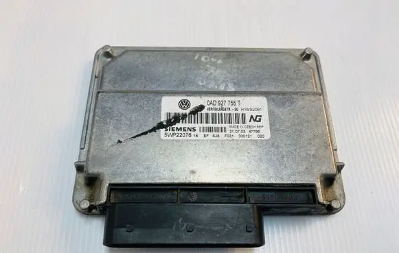 Volkswagen Touareg I Gearbox control unit/module 0AD927755T