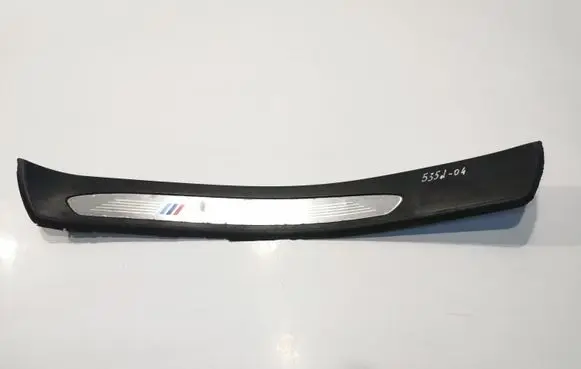 BMW 5 E60 E61 Rear sill trim cover 60829010 7896861