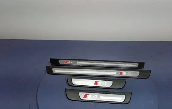 Audi RS4 B8 Foot area side trim 8K0853373B