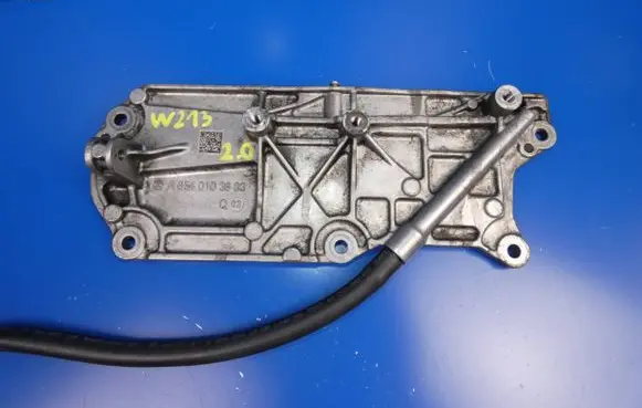 Mercedes-Benz E W213 Timing chain cover A6540103903