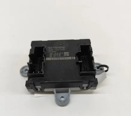 Land Rover Discovery Sport Door control unit/module GJ3214D619BA
