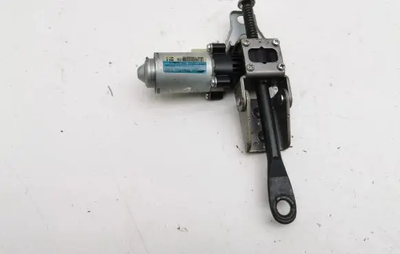 Hyundai i40 Seat adjustment motor 885813X002