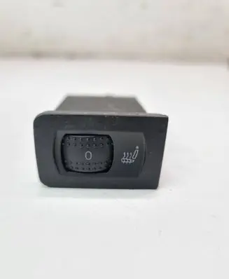 Volkswagen Bora Seat heating switch 1J0963563B