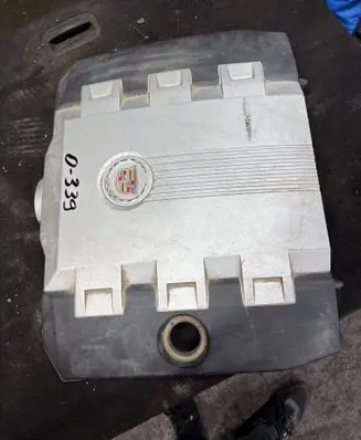 Cadillac CTS Engine cover (trim) 12593221