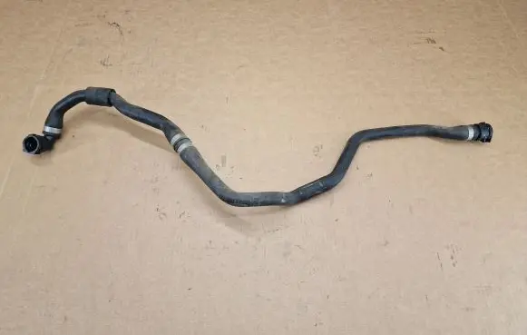 BMW 7 G11 G12 Engine coolant pipe/hose 8573220